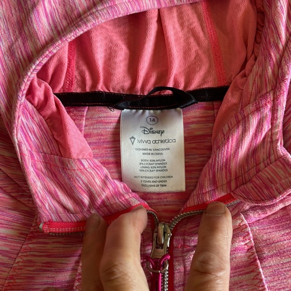 Iviva Hoodie - Picture 2 of 4